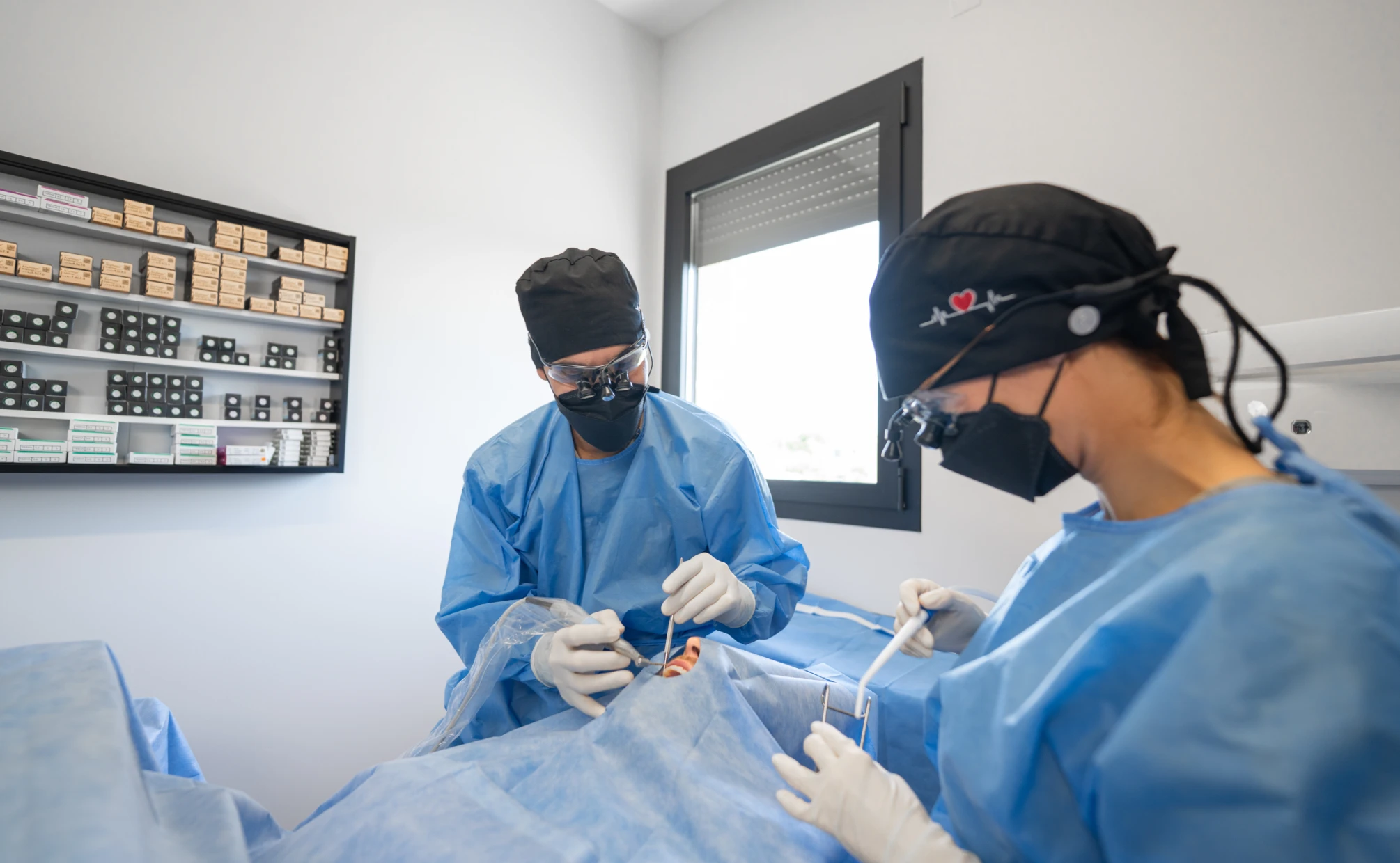 chirurgie-dentaire-cabinet-dentaire-pole-158 Accueil Dentistes à Pernes-les-Fontaines | Pôle 158